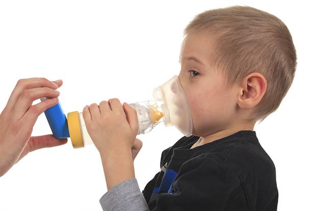 Как снять приступ сухого кашля у ребенка