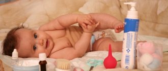 новорожденный,первое купание новорожденного младенца ребенка, как купать, как обрезать ногти, кипятить воду для новорожденного
