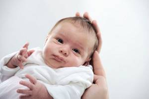 Новорожденный в доме: уход за малышом в первую неделю - изображение №1