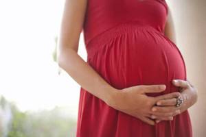 Оптимальный возраст для рождения первого ребенка: лучшее время, развитие женского организма и основные требования для вынашивания малыша