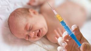 прививка новорожденному