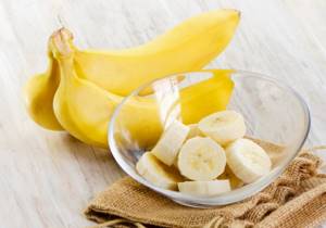 Пюре из банана для прикорма детей с 6 месяцев
