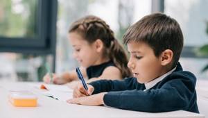 школьники учатся писать без ошибок