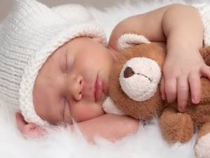 Сколько должен спать ребенок в 7 месяцев