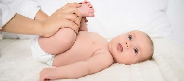 узнайте как правильно вставить газоотводную трубку новорожденному