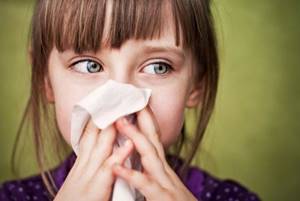Заложенность носа у ребенка: как правильно лечить